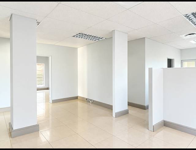 120M² OFFICE TO LET IN MELODIE